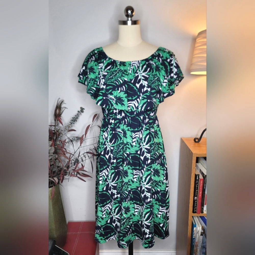 Mary Square Dress Green Navy Size XS